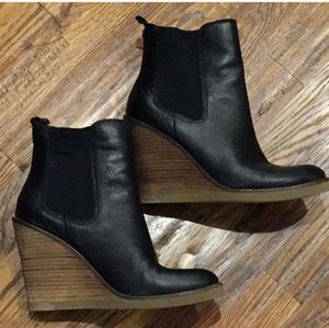 Lucky Brand black leather wedge booties 7.5
